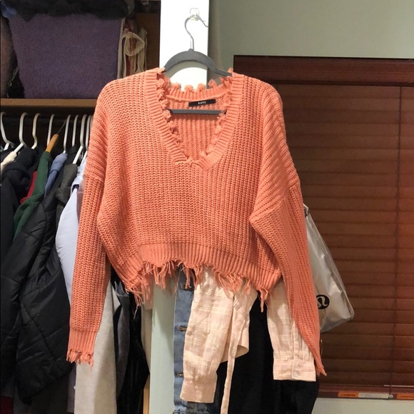 sweater - Picture 3 of 3